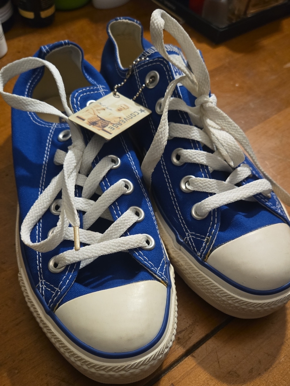 Kids Blue Canvas Lace-Up Sneakers size 5